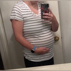 Isabel Maternity Vneck Tee- Large